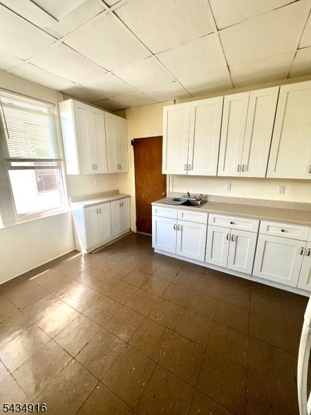 Spacious Kitchen