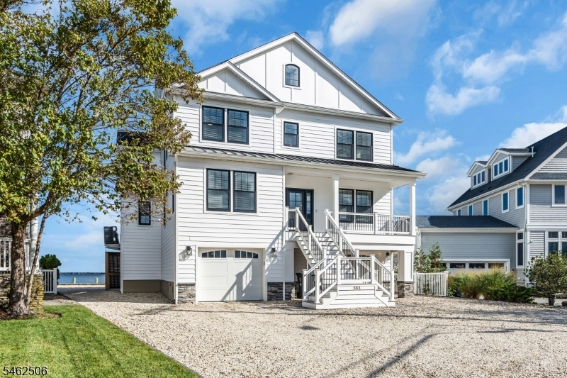 583 Bayview Dr
