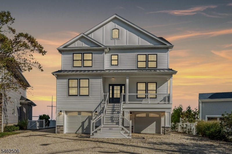 583 Bayview Dr