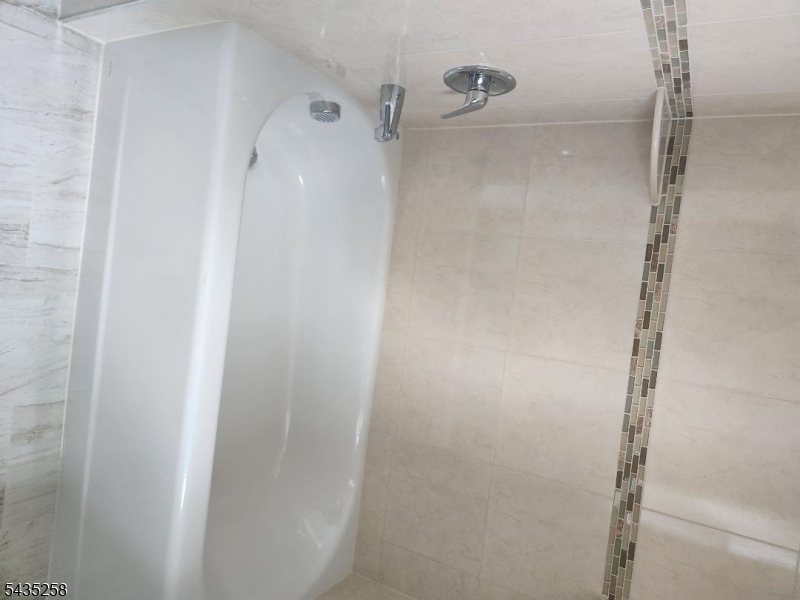 bathroom2