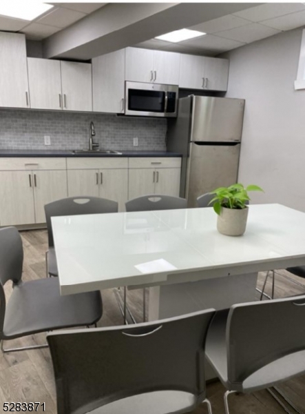 Kitchen/Lunch Room