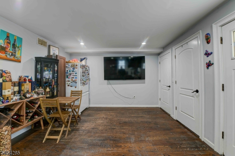 188 Pennington St