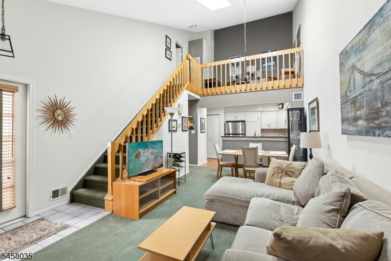 342 Greenbriar-6