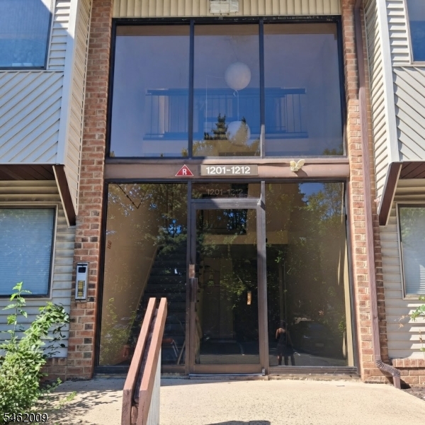 1203 Edison Glen Ter