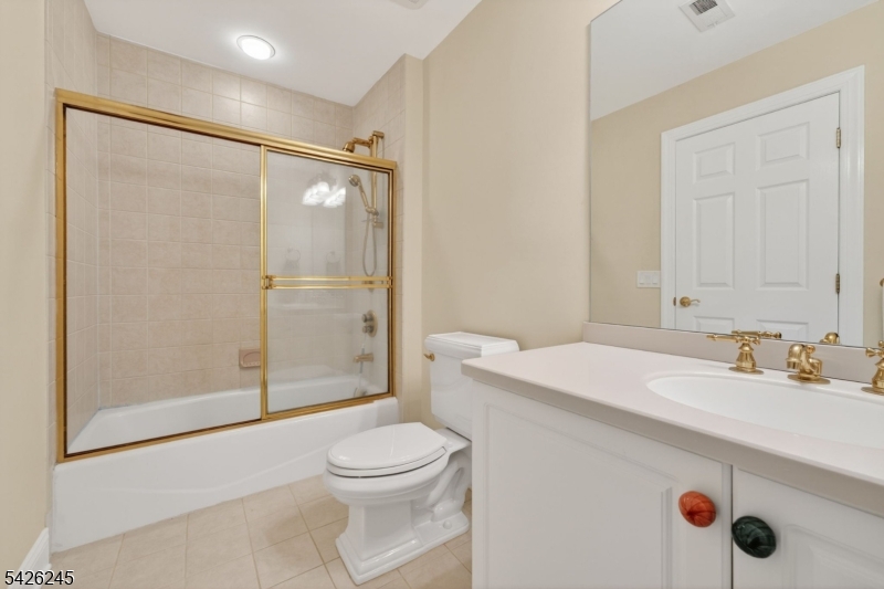 Upper Level  Full Bathroom