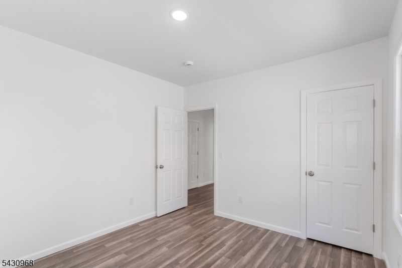 226N Clinton