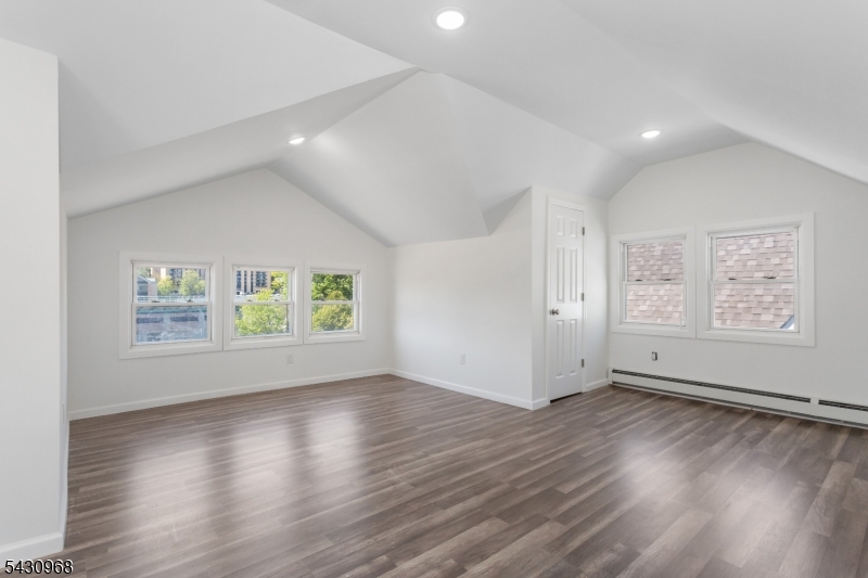226N Clinton
