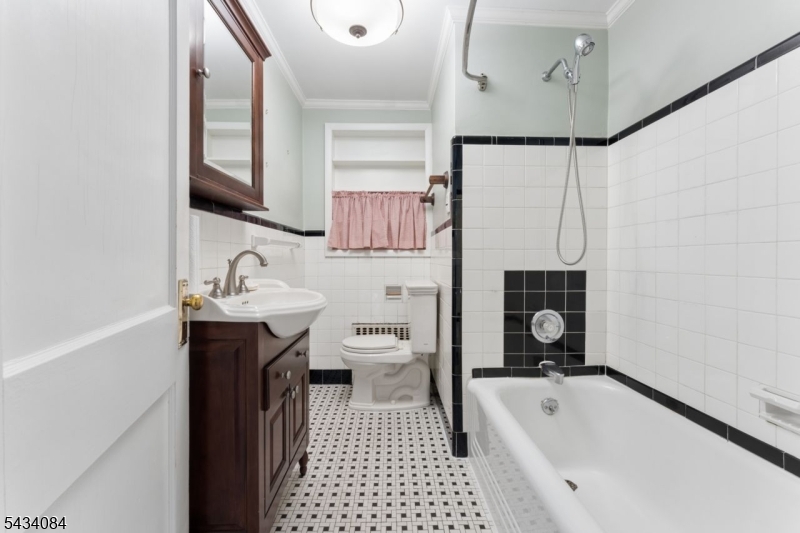 Full bath downstairs