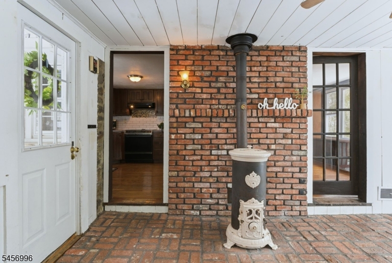 41 Summit Rd