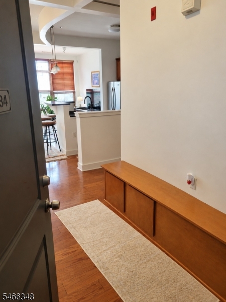 3 Greenwich Dr 84