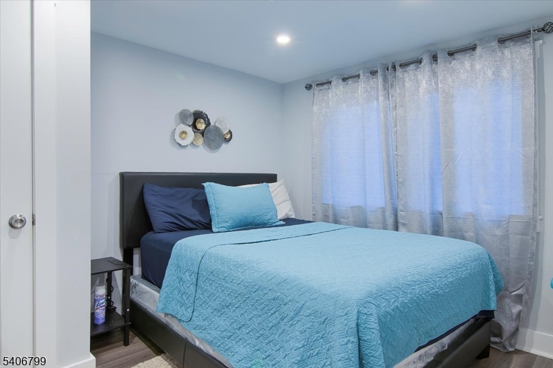 Bedroom2