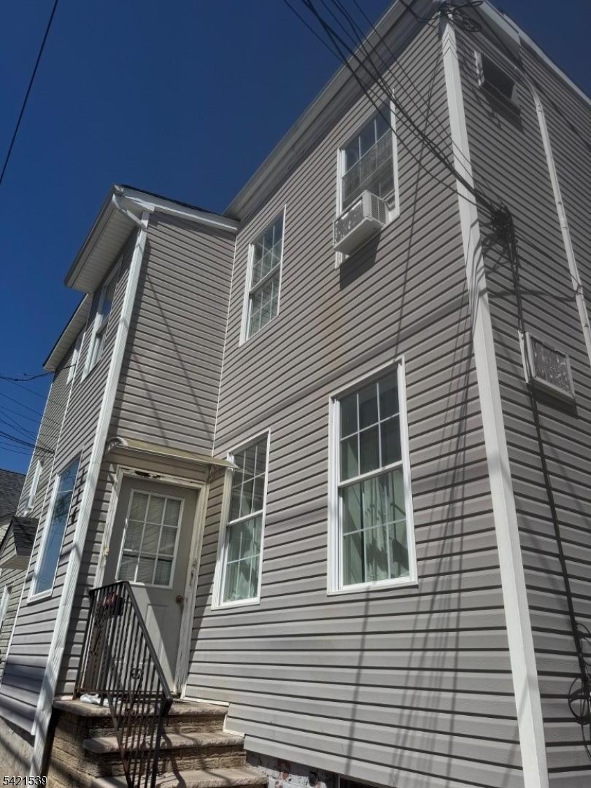 116 Redwood Ave, Paterson City, NJ 07522 Listing Photo  0