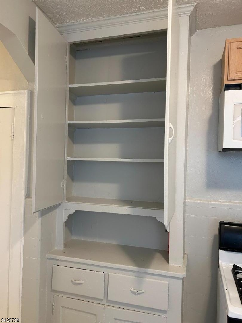 Built-in Cabinet
