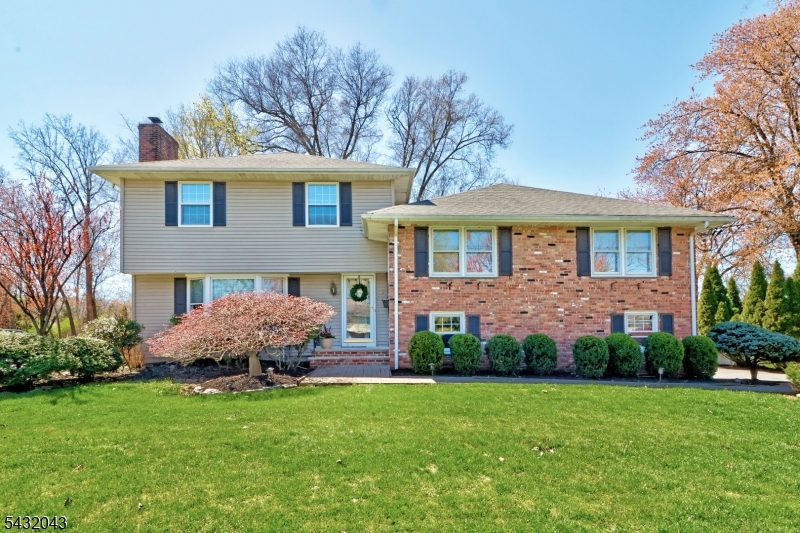 2 Midwood Dr, Florham Park Boro, NJ 07932 Listing Photo  0