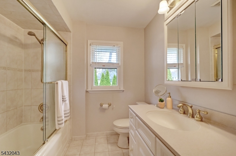 Hall bath