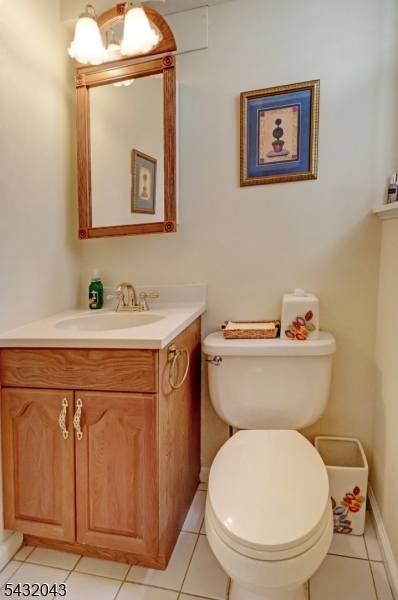 Powder room ground fllor