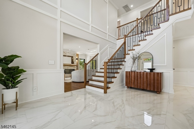 9 Blackbirch Rd