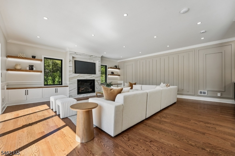 9 Blackbirch Rd