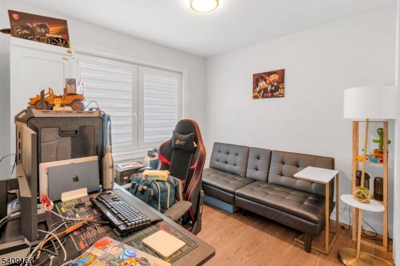 1st Level Bedroom 1