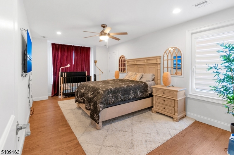 Primary Bedroom 4