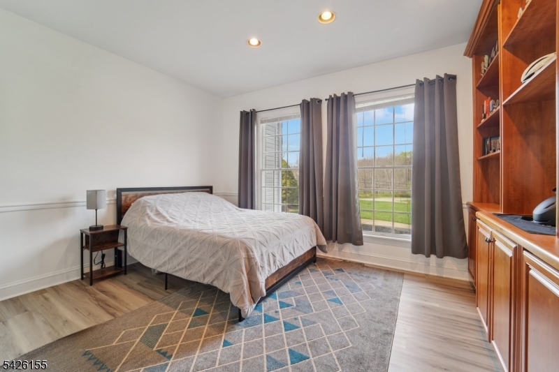 1st fl office or bedroom