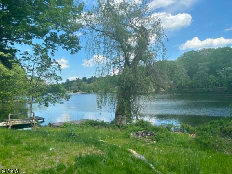 77 Goldfinch Ln, West Milford Twp., NJ 07421 Listing Photo  0
