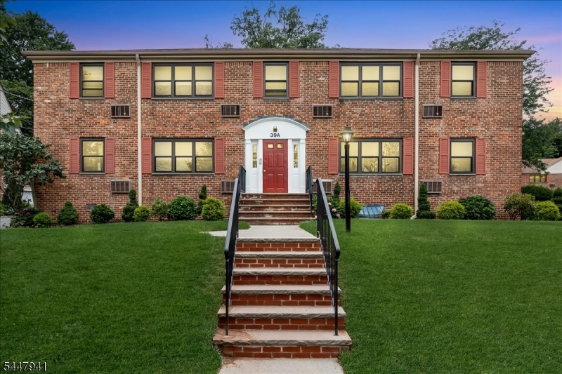 39 Sandra Circle 1