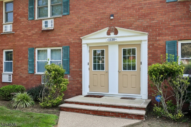 1130 Valley Rd 1B
