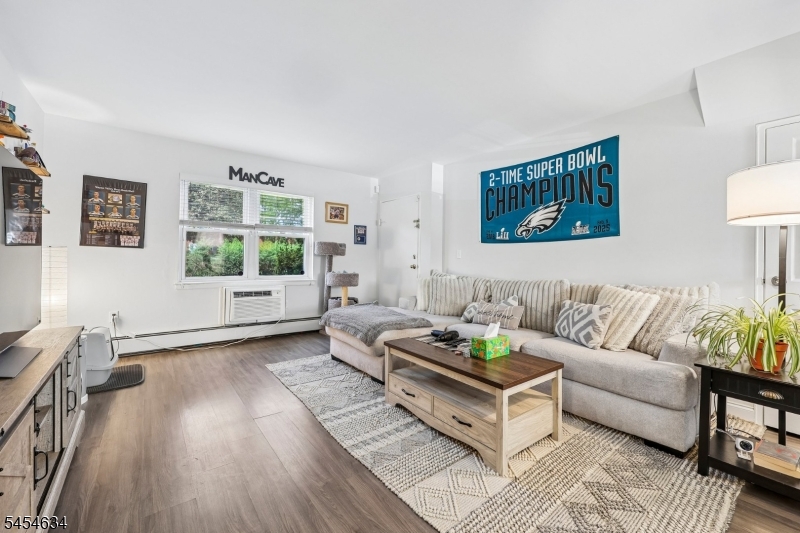 1130 Valley Rd 1B