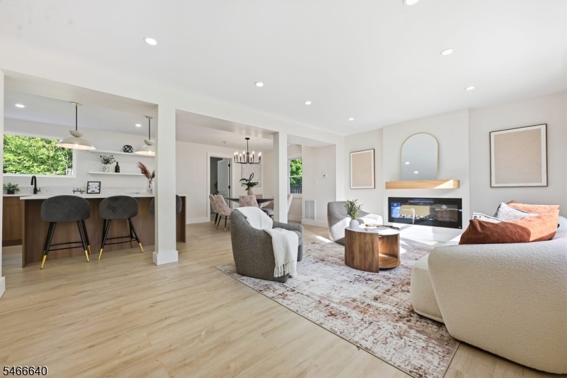 23 Buckingham Rd