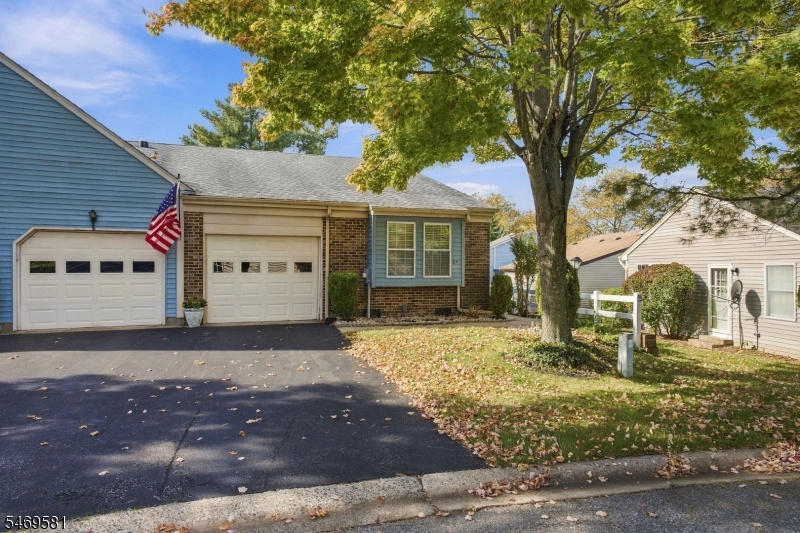 2 John Adams Ct