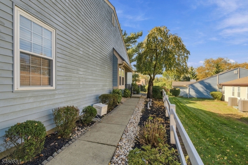 2 John Adams Ct