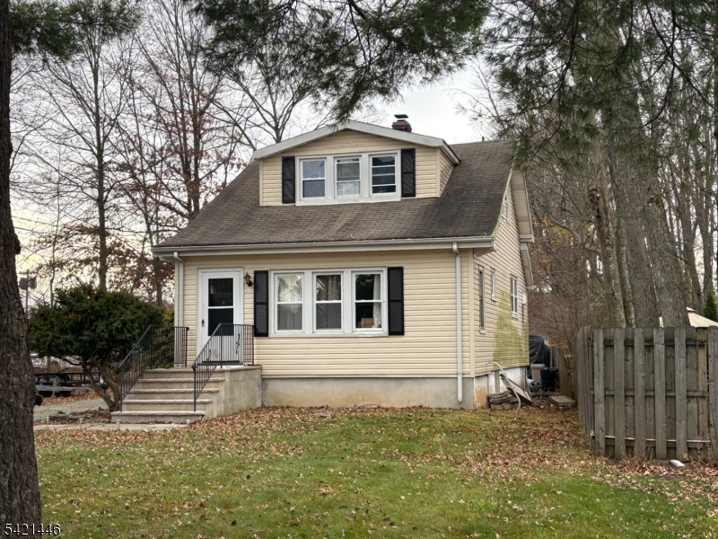 317 Plainfield Ave