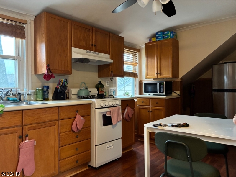Kitchen 2nd floor