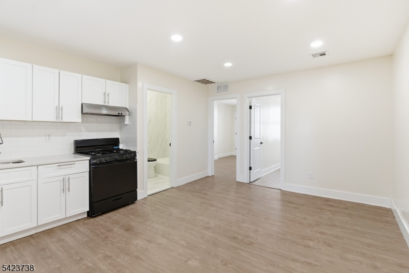 3L Kitchen 3