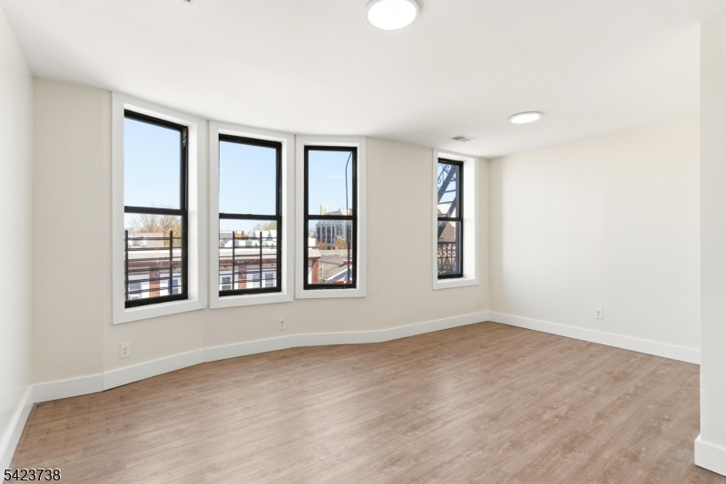 2R Bedroom 1