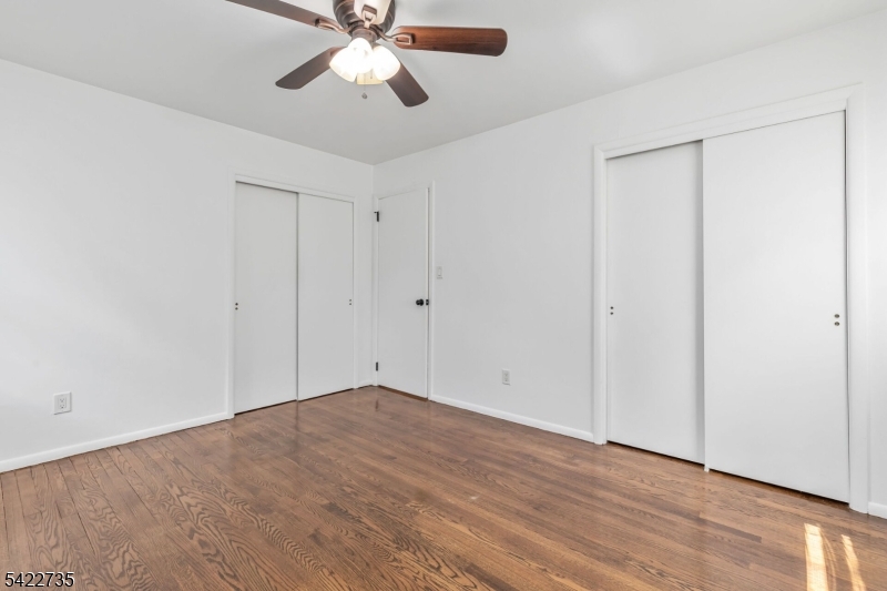 Primery bedroom