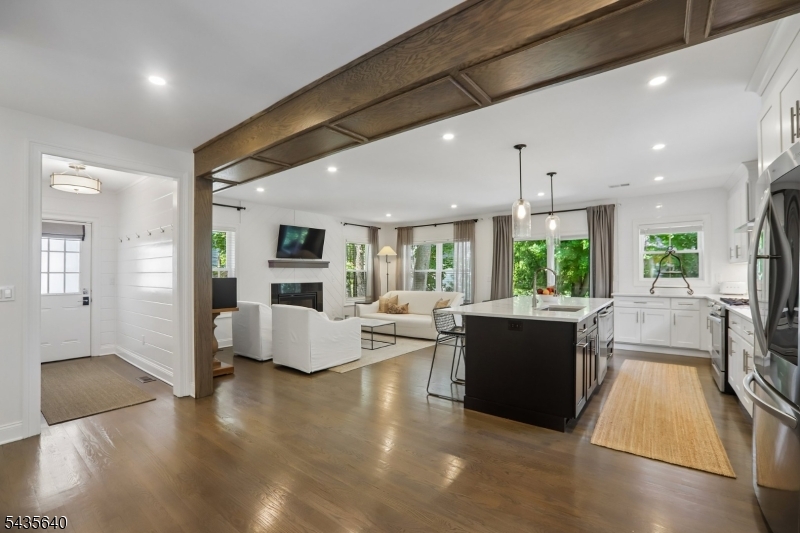 Kitchen-Family Room