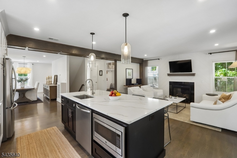 Kitchen to Family Room