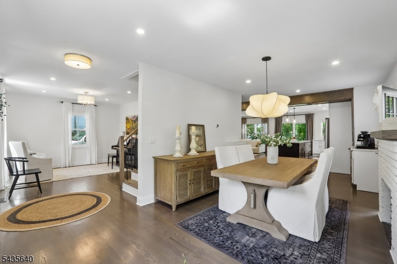 Dining Room to Foyer