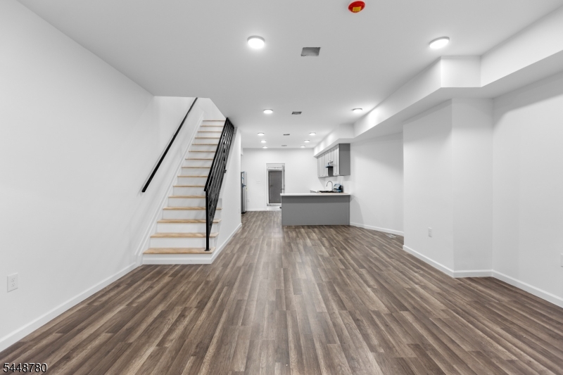 43 Cortland St