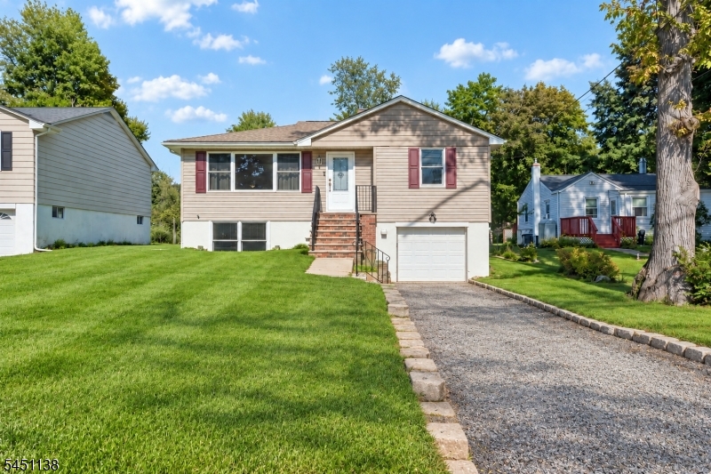 539 Logan Dr