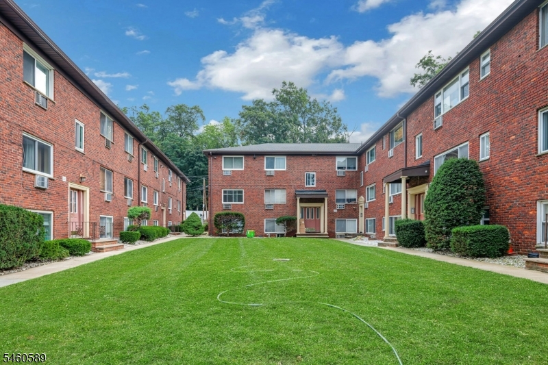 378 Valley St A2