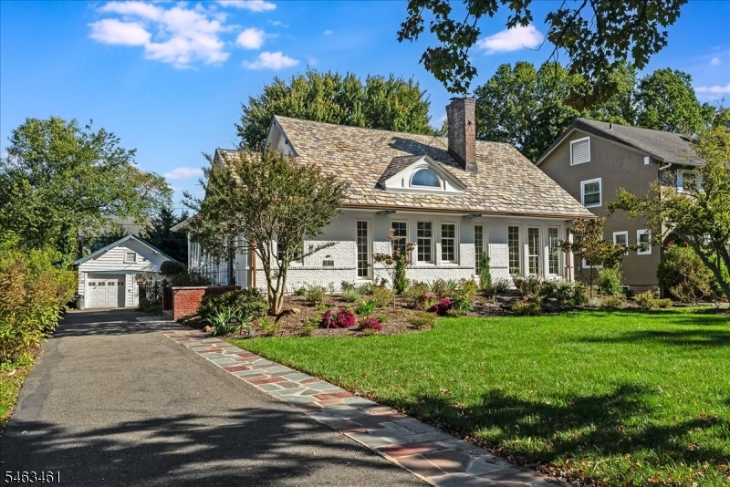 646 Hamilton Rd