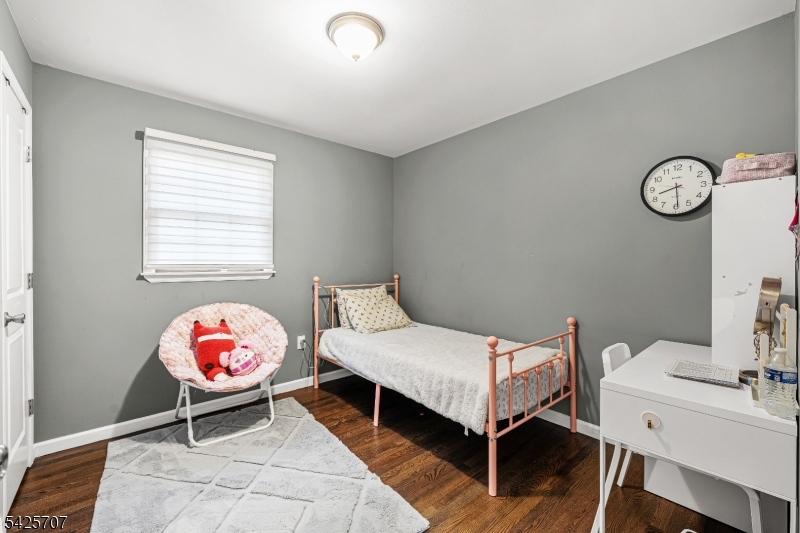 bedroom a1