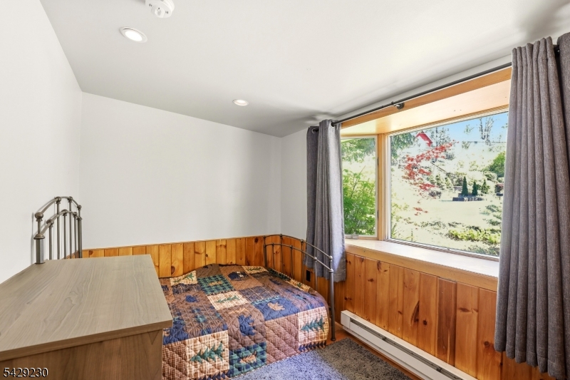 Bedroom or Office