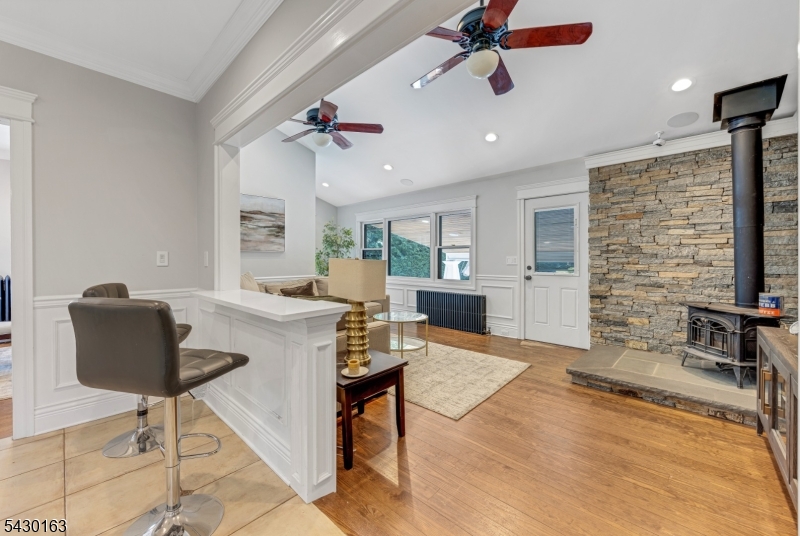 Open Kitchen to Great Room
