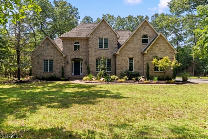 7 Harmony Ct