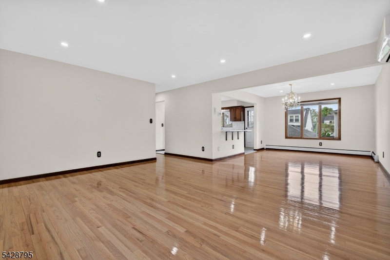 Spacious Living room