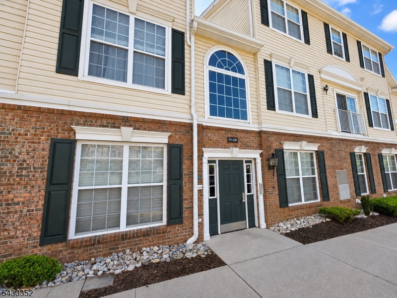 271 Windmill Ct, Lopatcong Twp., NJ 08865 Listing Photo  0